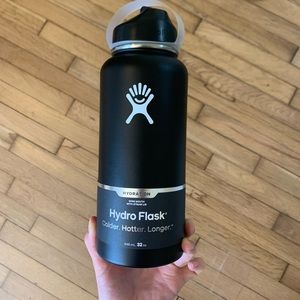 HydroFlask Black